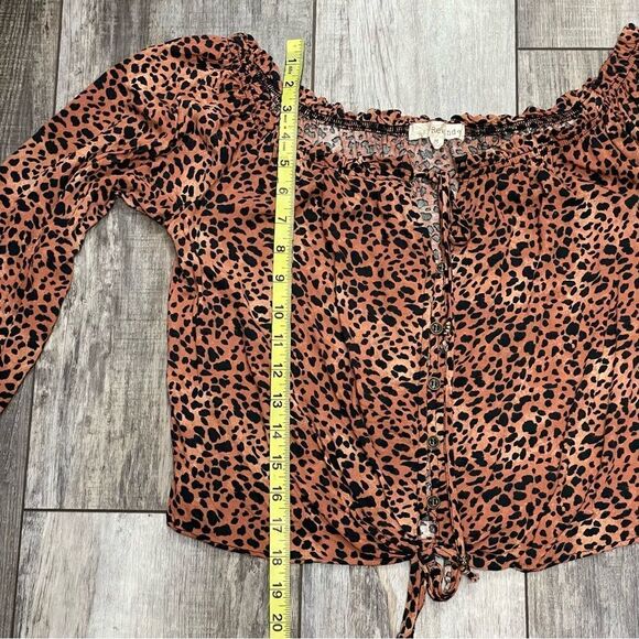 Rewind Leopard Off Shoulder Long Sleeve Button-down Blouse Top Tan Black Medium - Picture 12 of 12